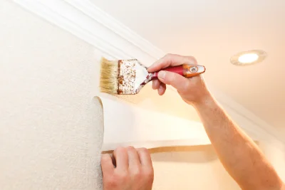 Pose de papier peint à Châtenay — revêtements muraux et toiles de verre
